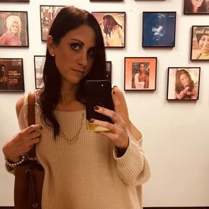 Meet your Posher, Victoria